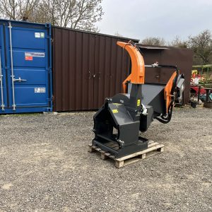 AARDENBURG Lignum M 120 Kardán hajtású faaprító (fa átmérő: max: 12 cm)