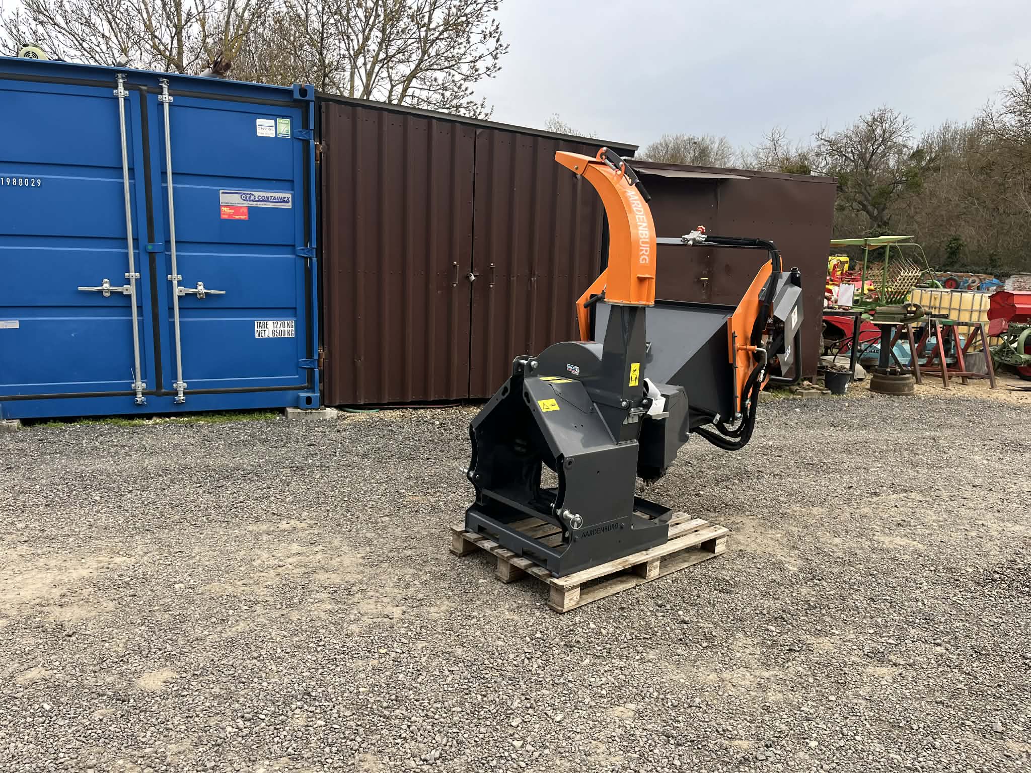 AARDENBURG Lignum M 120 Kardán hajtású faaprító (fa átmérő: max: 12 cm)