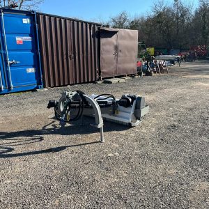 Aardenburg Beta M1250 kalapácsos rézsűzúzó